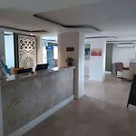 Olivias Group Hotel 3*