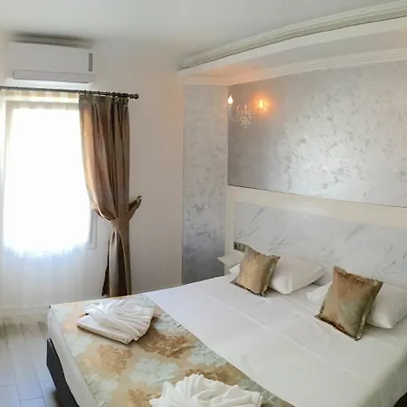 Olivias Group Otel Bitez