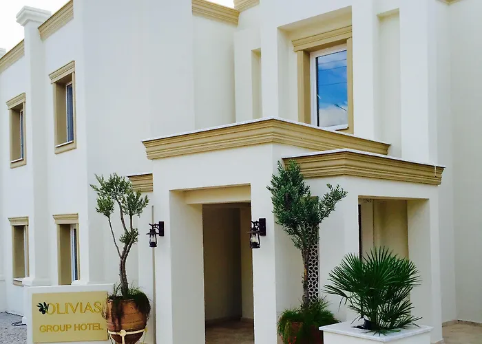 Olivias Group 3* غومْبيت