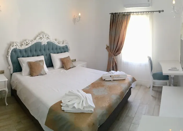 فندق Olivias Group غومْبيت