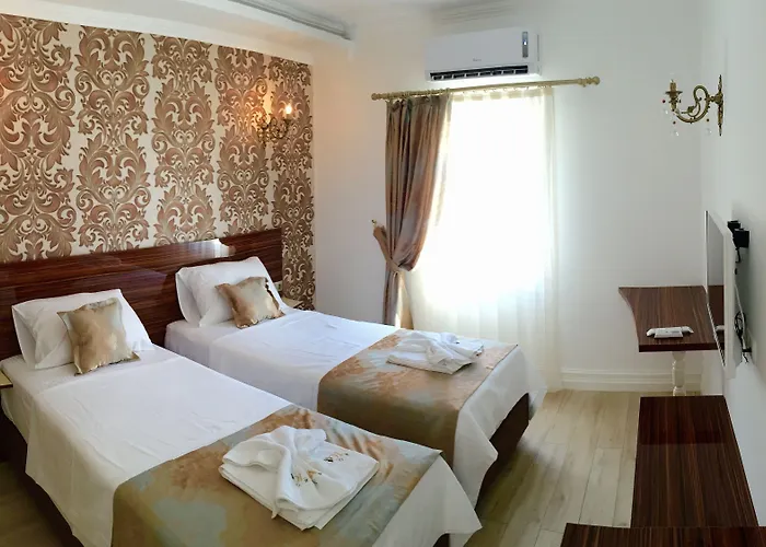 Olivias Group מלון