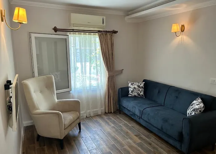 فندق Olivias Group غومْبيت